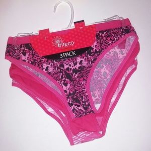 Set of‎ 3 Panties
